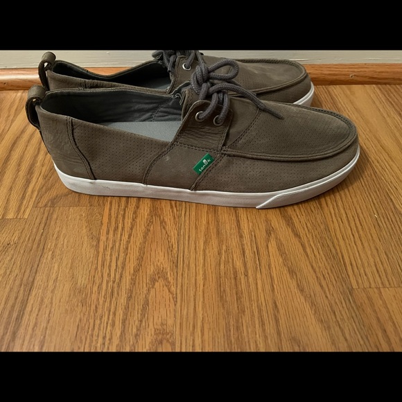 Sanuk Shoes - Picture 2 of 4